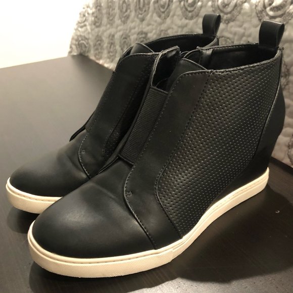 A New Day Wedge Platform Sneaker - Picture 1 of 7